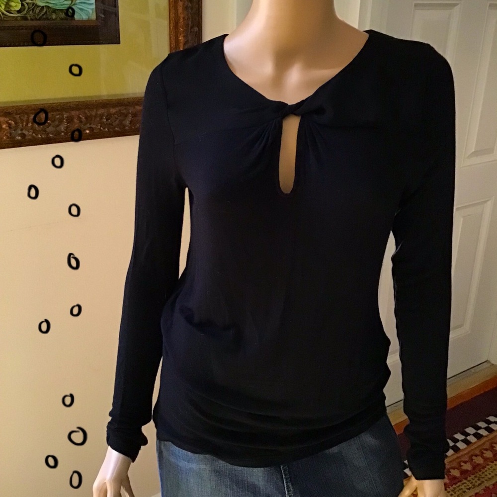 Mango Black Top